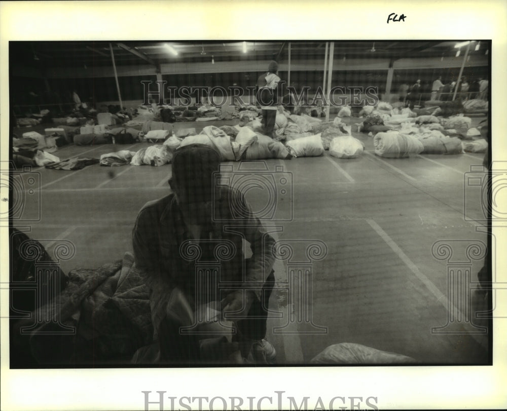 1996 Press Photo Sean Rogers inside the Pavilion- Coalition for Homeless Florida - Historic Images