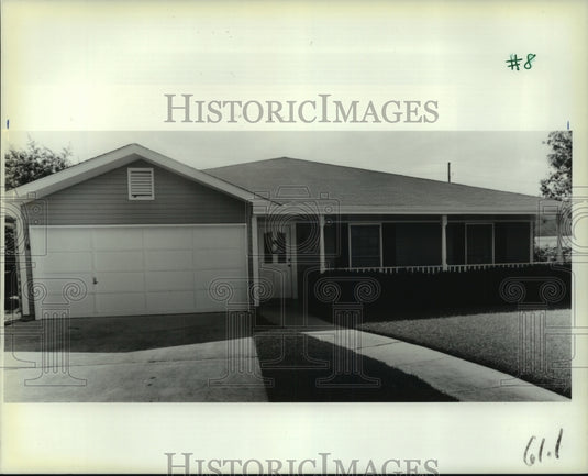 1989 Press Photo House on