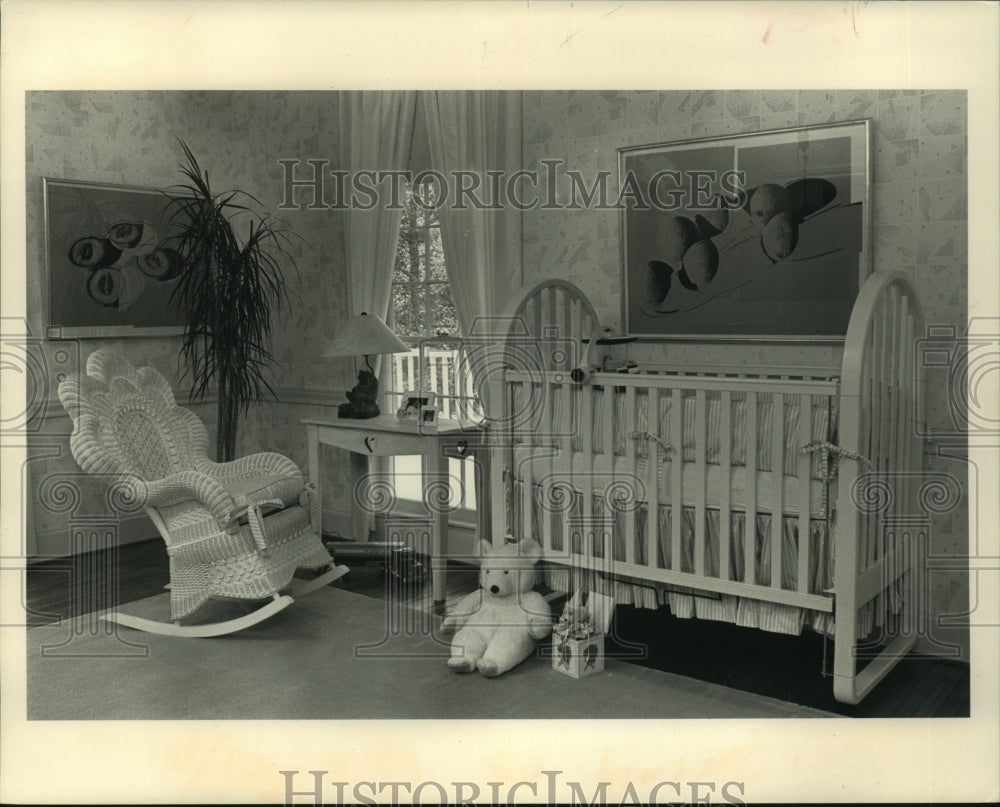 1988 Press Photo &quot;Kid-like&quot; theme nursery with a warm and homey feel - Historic Images