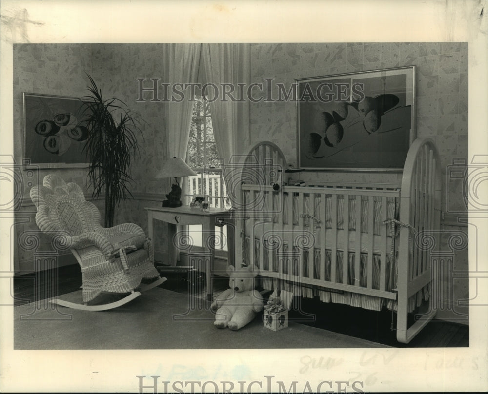 1988 Press Photo &quot;Kid-like&quot; theme nursery with a warm and homey feel - Historic Images