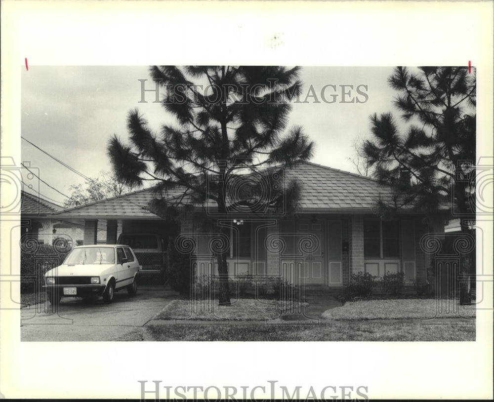 1990 Press Photo Real estate house mug, 3407 Fenelon St., Chalmette - Historic Images