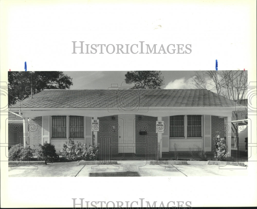 1989 Press Photo Real Estate photo of 2804 Athania Parkway, Metairie. - Historic Images