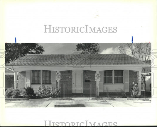 1989 Press Photo Real Estate photo of 2804 Athania Parkway, Metairie. - Historic Images