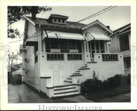 1989 Press Photo View of property at 8424 Apricot Street, Uptown New Orleans - Historic Images