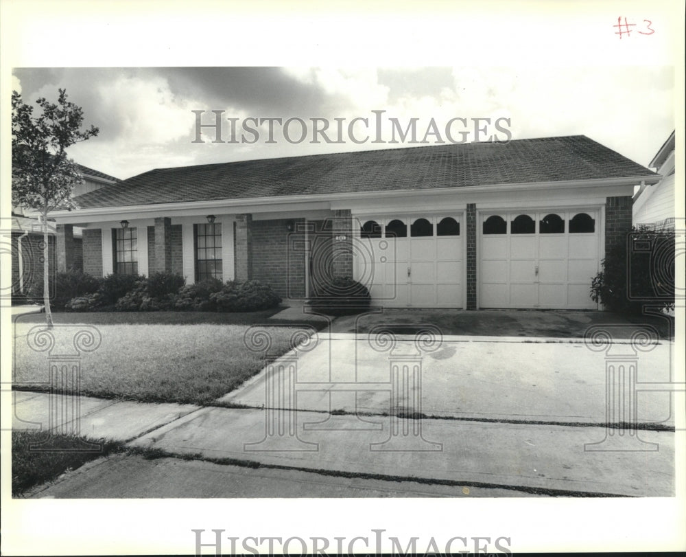 1989 Press Photo View of property located at 845 Fairfax in Terrytown - Historic Images