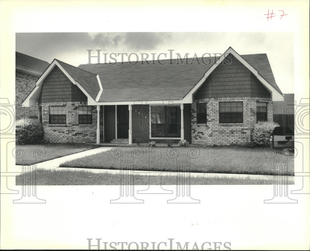 1989 Press Photo Home at 2912 St. Marie Drive, Meraux has sold. - nob36059 - Historic Images