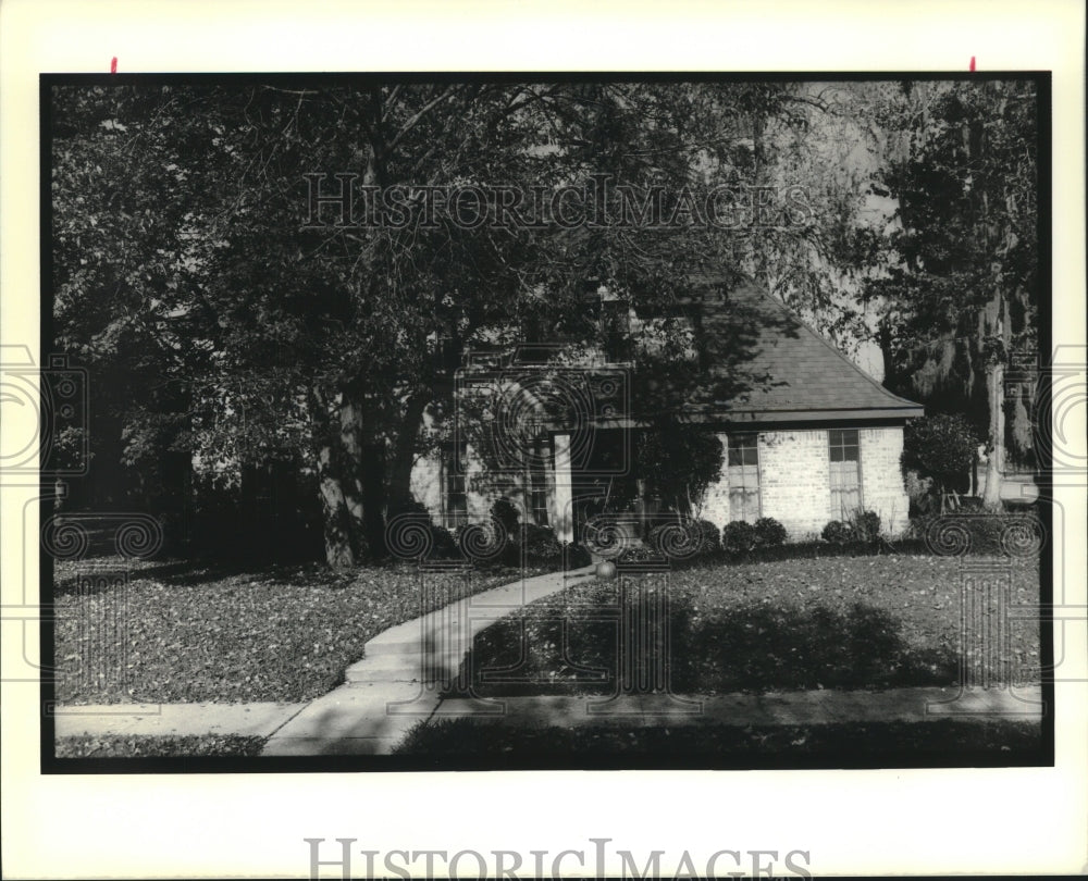 1989 Press Photo Street view of 3660 White Oak in Algiers. - nob36070 - Historic Images