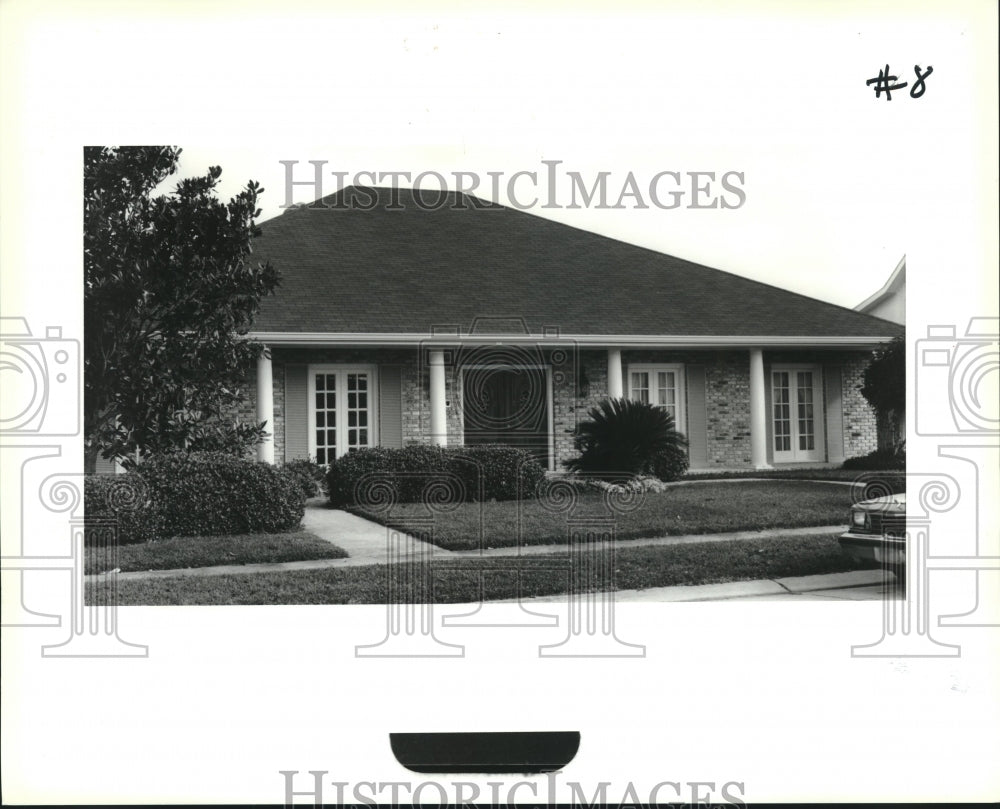 1990 Press Photo Exterior view of one story house at 26 Shenandoah in Kenner - Historic Images