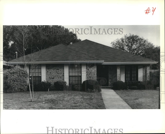 1990 Press Photo A residential home located at 509 Park Ridge Dr. in River Ridge - Historic Images