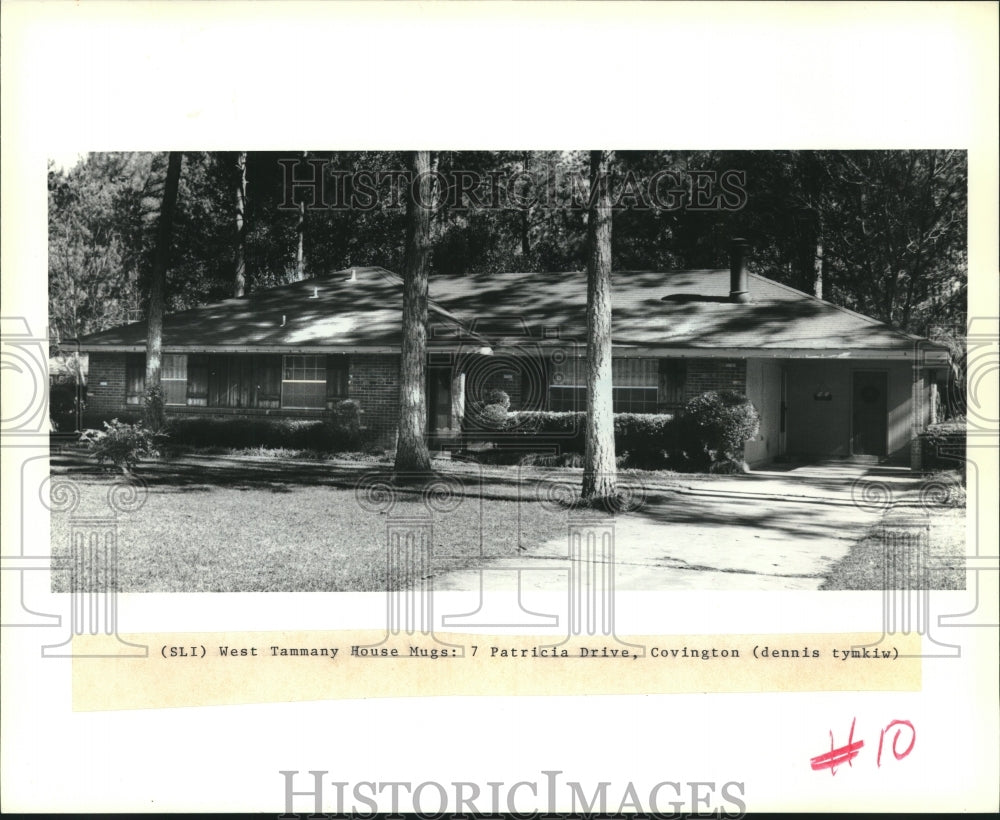 1990 Press Photo Large trees shade this home at 7 Patricia Drive in Covington - Historic Images