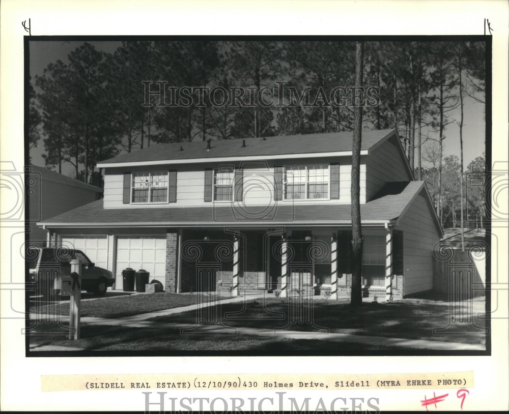 1990 Press Photo A large family home at 430 Holmes Drive in Slidell - Historic Images