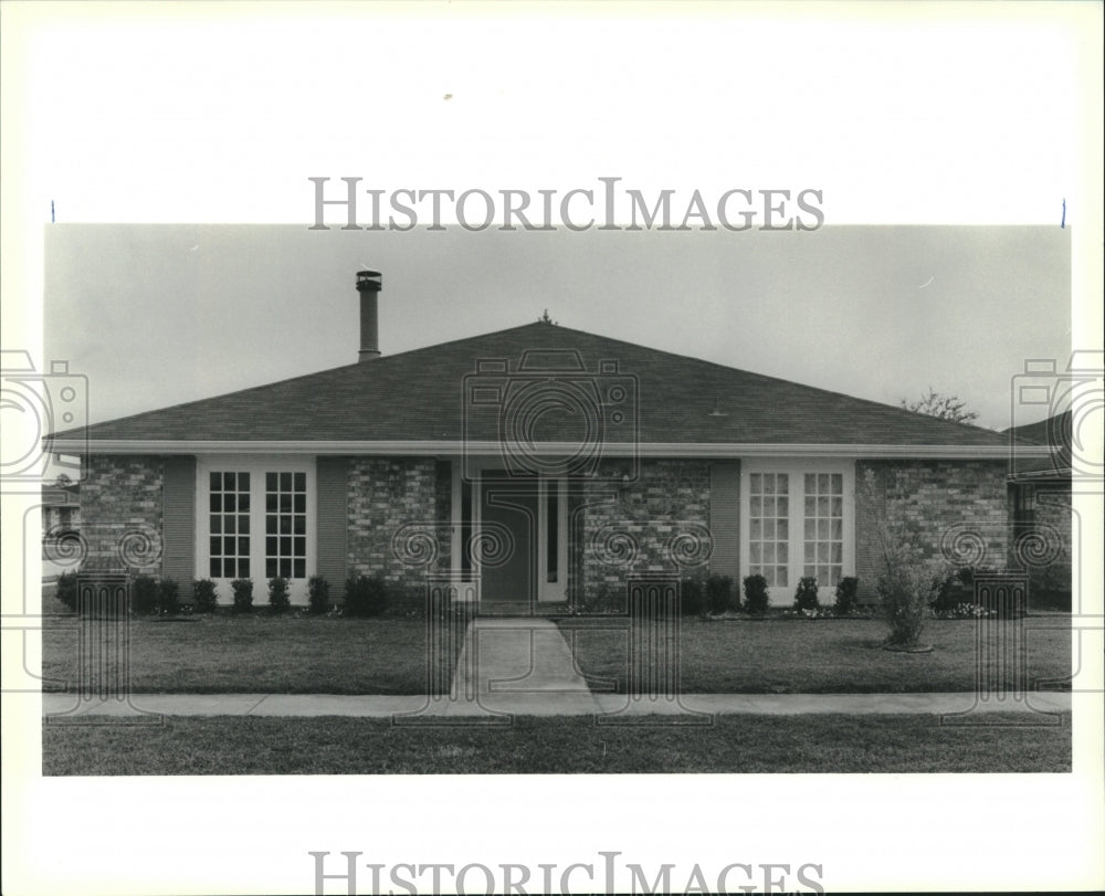 1990 Press Photo Real estate house at #11 Caddo in Kenner - Historic Images