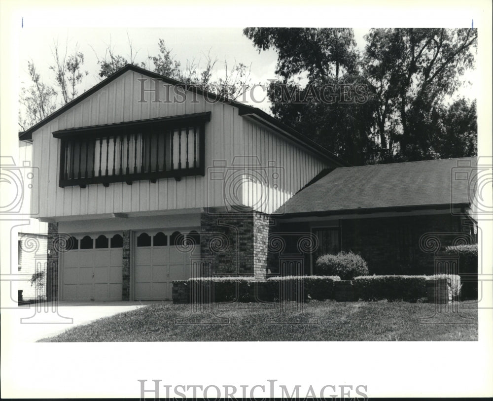 1990 Press Photo Exterior of the house located at 4127 Copernicus in Algiers - Historic Images