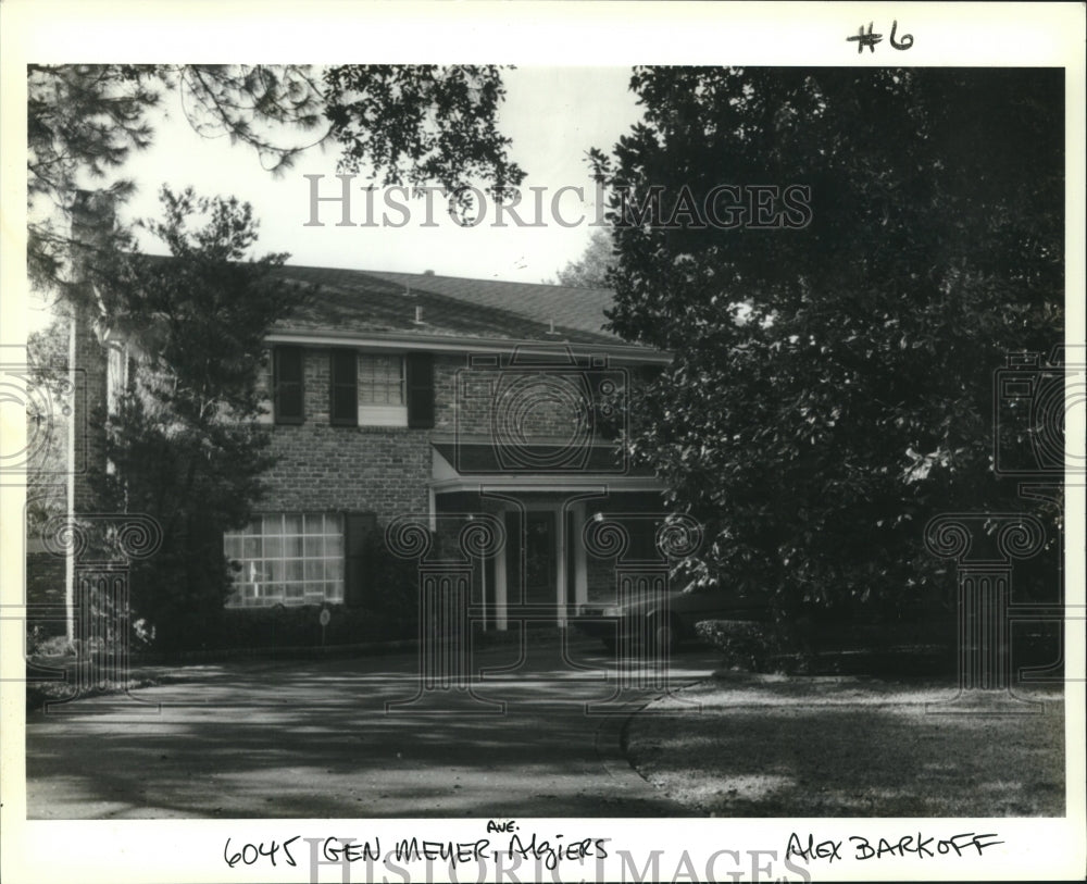 1990 Press Photo Housing - House at 6045 General Meyer Avenue in Algiers - Historic Images