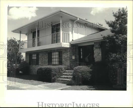1990 Press Photo Facade of a House on 203- Terrytown - Historic Images