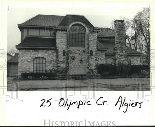 1990 Press Photo House on 25 Olympic Court in Algiers - Historic Images