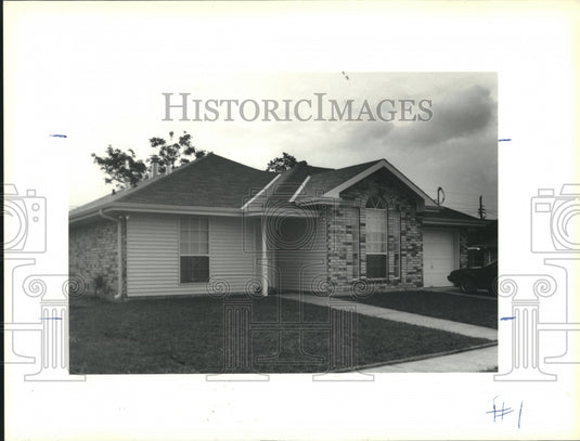 1991 Press Photo Sold property on 2524 Charles Drive, St. Bernard, Chalmette - Historic Images