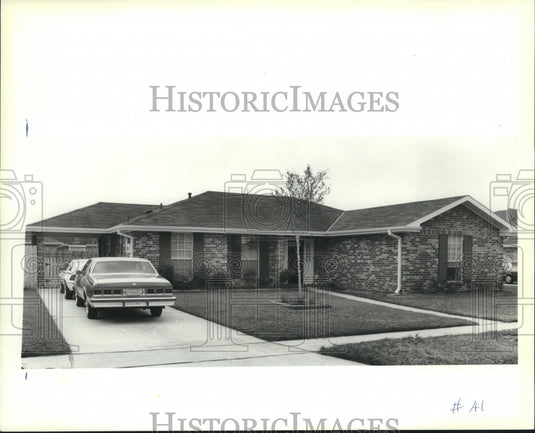 1991 Press Photo Residence at