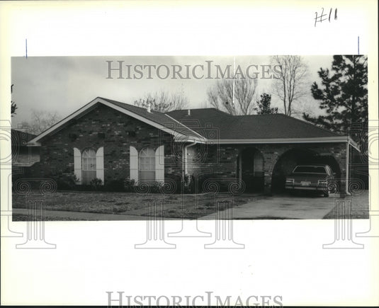 1990 Press Photo Real Estate House Mug - 3221 Decomine Dr. Chalmette - Historic Images