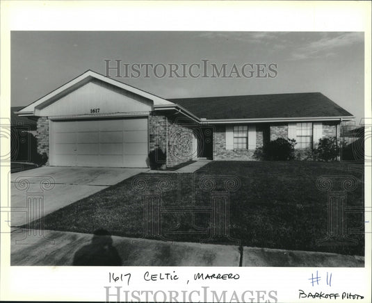 1994 Press Photo Exterior view of one story house at 1617 Celtic in Marrero - Historic Images