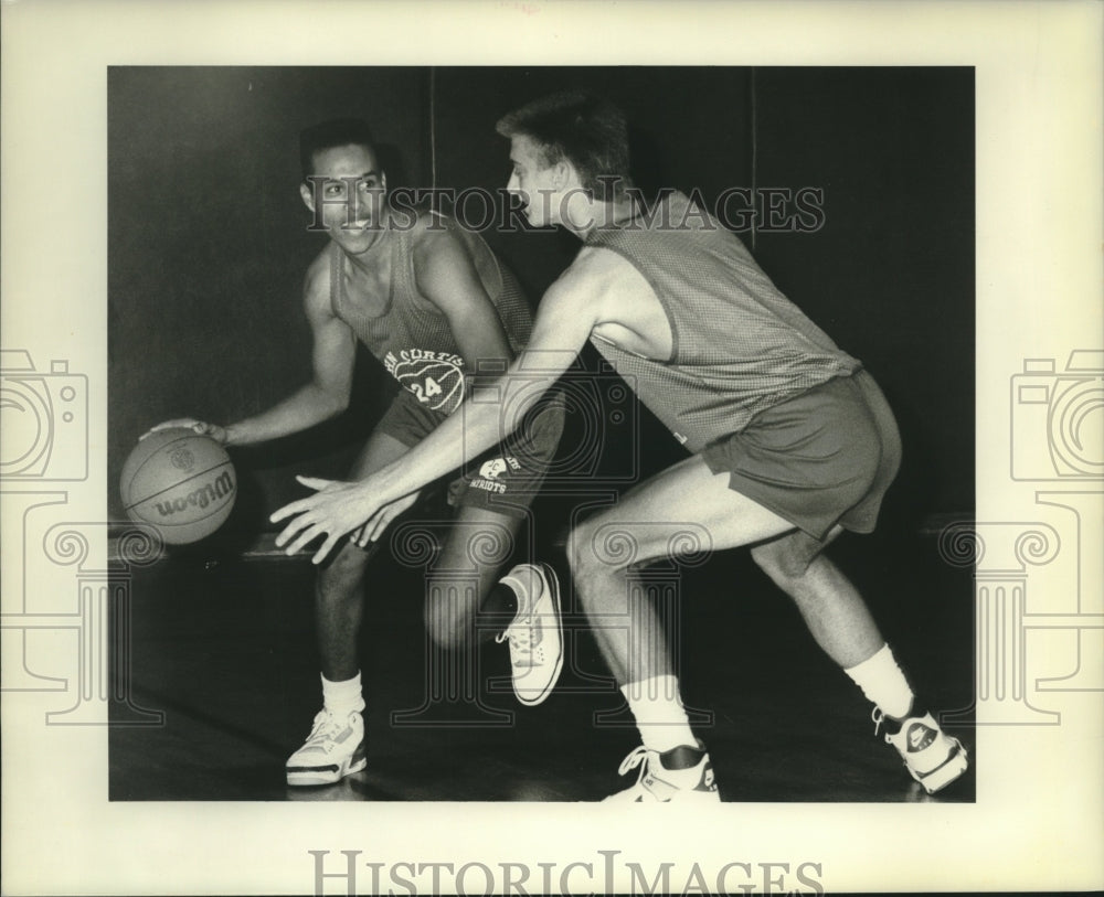 1991 Press Photo Keenan Hurst, Curtis Basketball - Historic Images