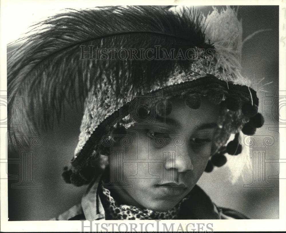 1963 Candice Hull of Hynes Elementary School wears feathered hat-Historic Images