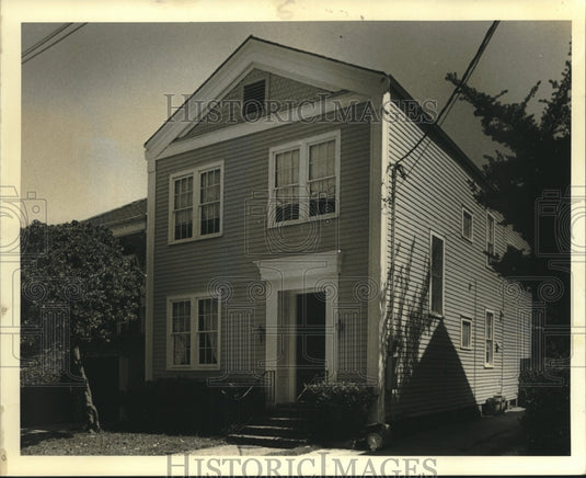 1984 Press Photo Property of 6031 Chestnut St. in New Orleans - nob36783 - Historic Images