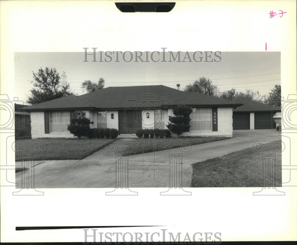 1989 Press Photo House on 4068 Hamlet Place in Chalmette, Louisiana - Historic Images