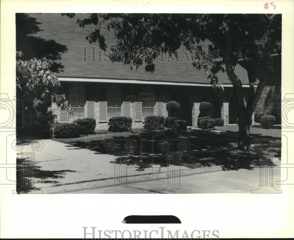 1989 Press Photo Badie Family home at 3733 Silver Maple Court, Algiers- Sold - Historic Images