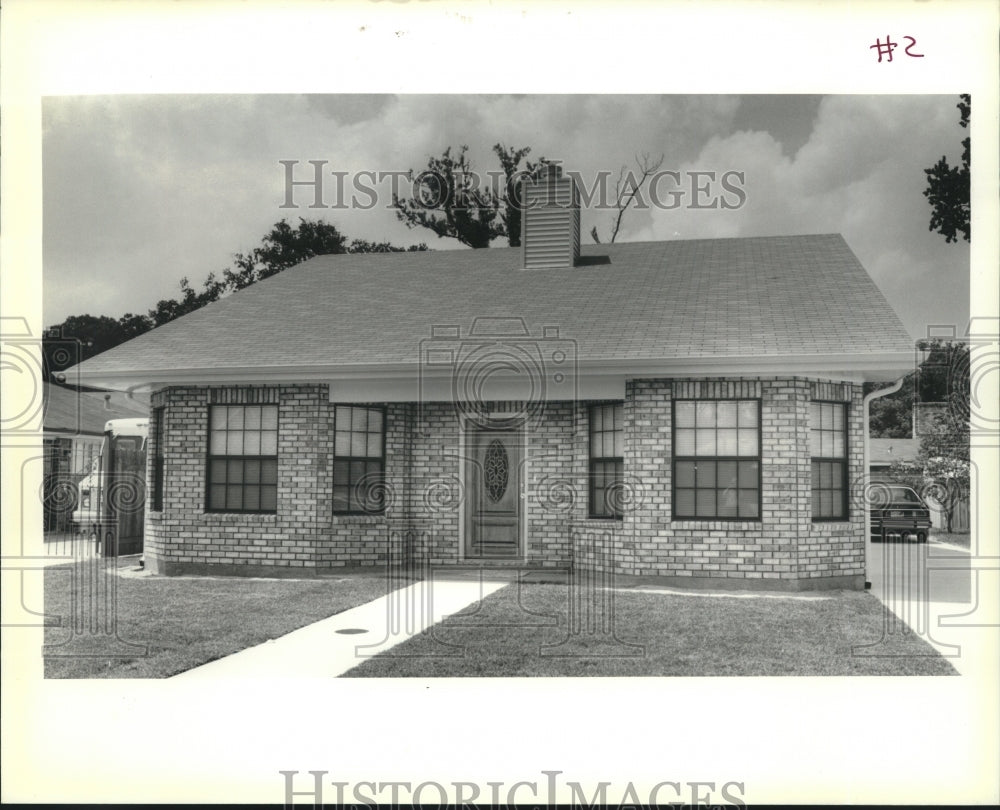 1989 Press Photo Sold property on 3016 Oak Drive, Violet - nob36844 - Historic Images