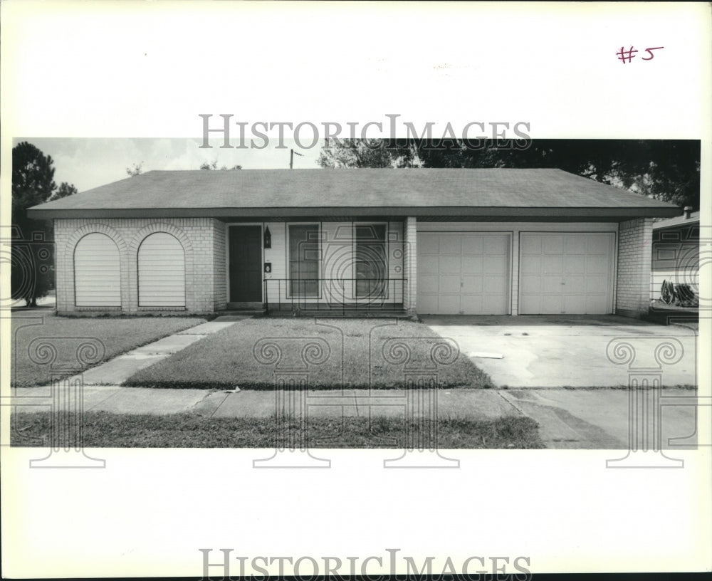 1989 Press Photo House on 596 Oakwood in Terrytown - nob36845 - Historic Images