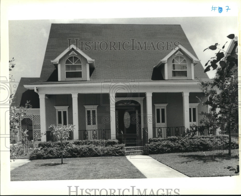 1989 Press Photo House on 5021 Rebecca Boulevard in Metairie - Historic Images