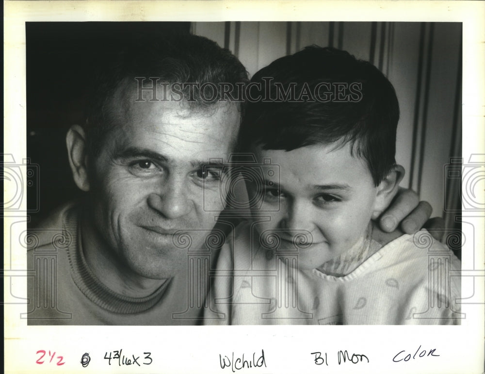 1992 Press Photo Djemil Husejdic and his dad, Nijaz Husejdic at Ochsner Hospital - Historic Images