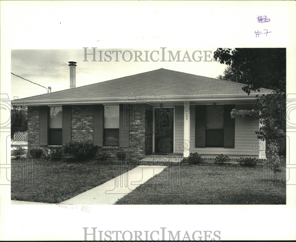 1989 Press Photo House at 4455 St. Mary Street, Metairie, Louisiana. - Historic Images