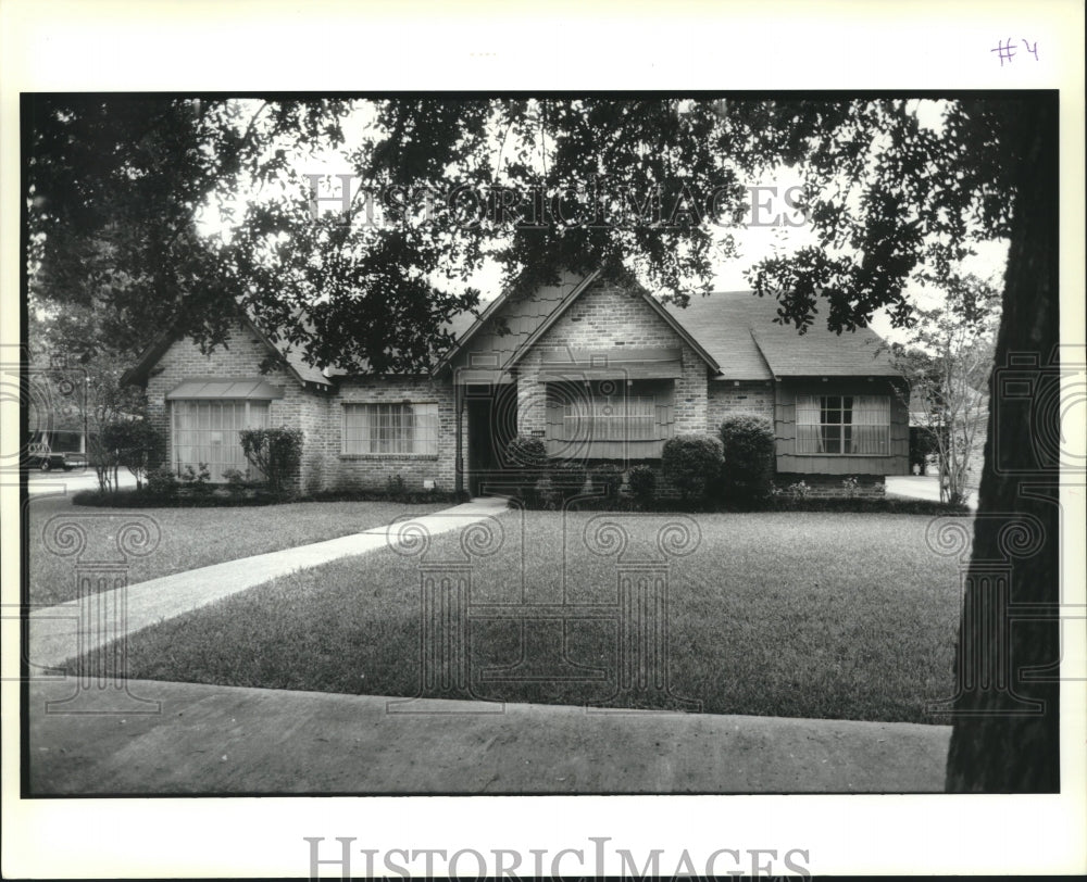 1989 Press Photo Real estate photo of 3500 Rue Nichole, Algiers, Louisiana. - Historic Images