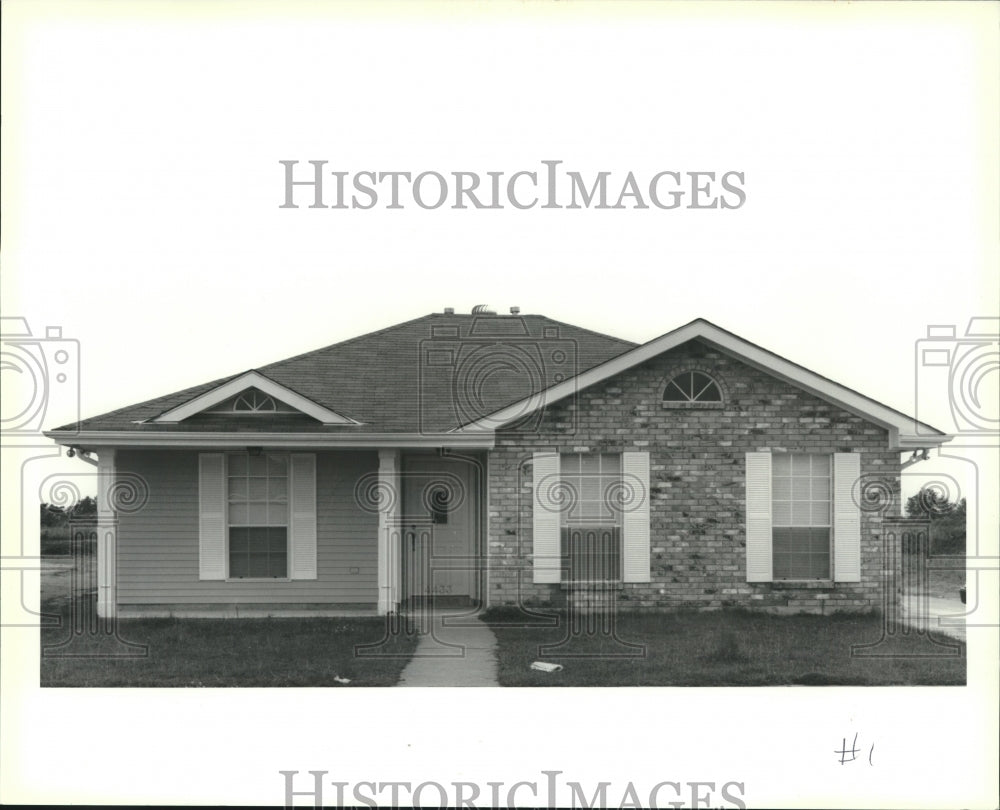 1991 Press Photo Real estate photo of 4433 Ehrhard Drive, Meraux. - Historic Images