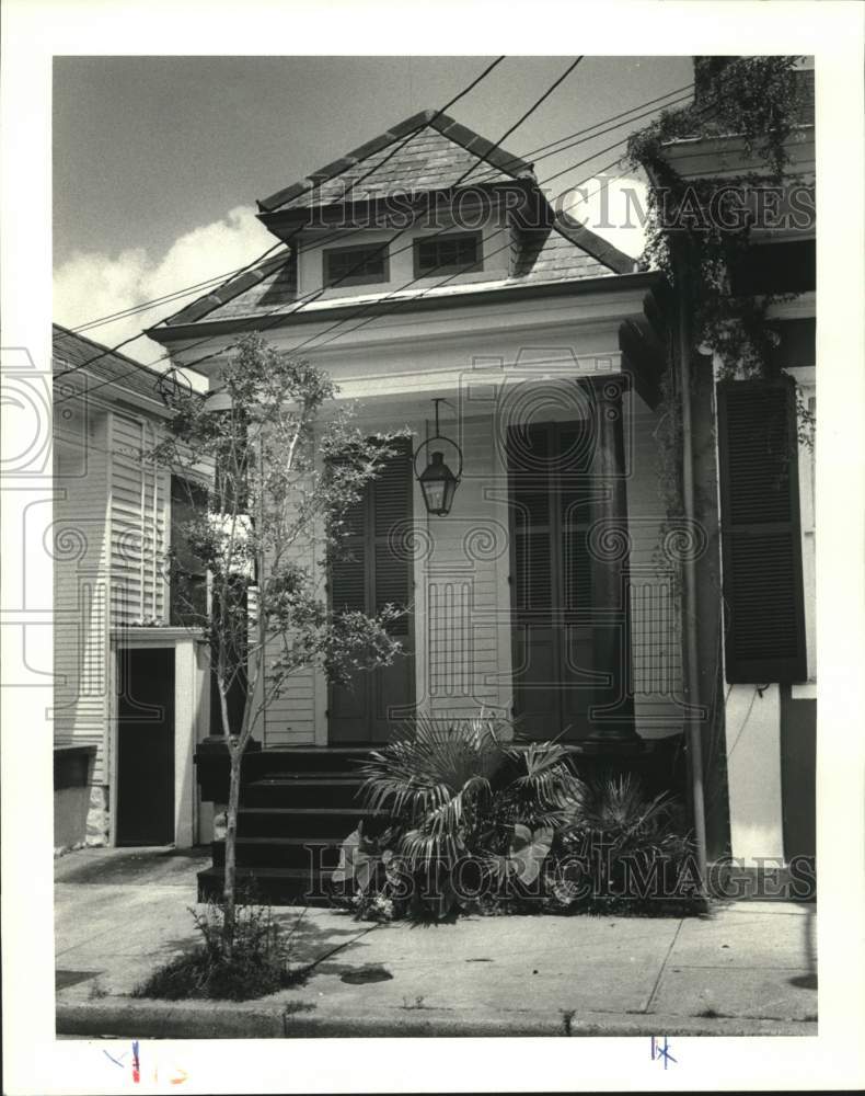 1987 Press Photo Exterior of house on 1449 Pauger Streeet - nob37495 - Historic Images