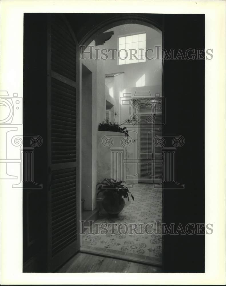 1988 Press Photo Atrium of the Bruno Vetter Residence-New Orleans - Historic Images