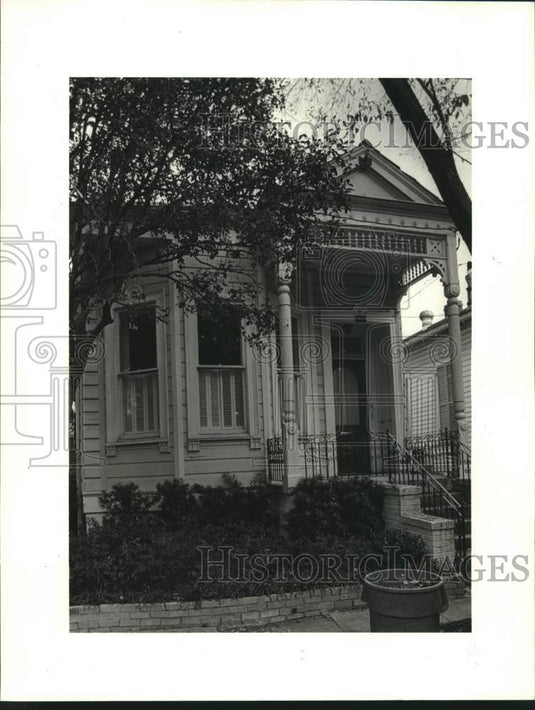 1987 Press Photo Real estate photo of 1421 Harmony Street in New Orleans. - Historic Images