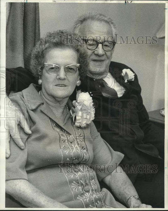 1976 Press Photo Golden Wedding Anniversary of Mr. & Mrs. Frank Horstmann - Historic Images