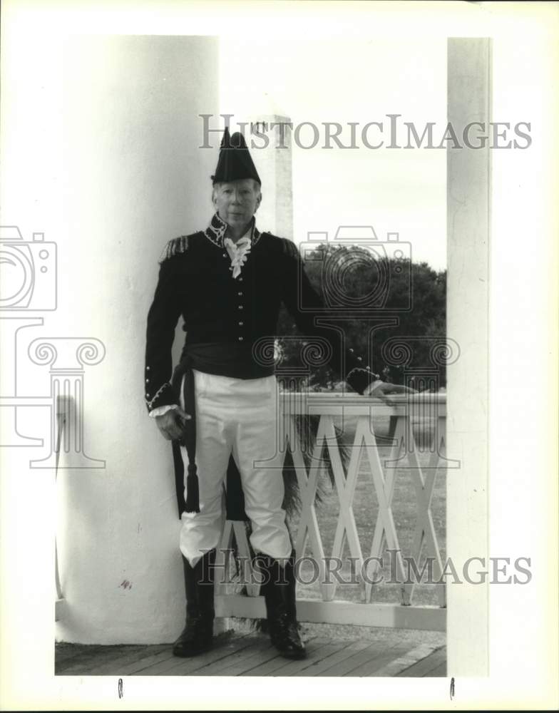 1993 Press Photo Gary Hume in Costume at Chalmette National Park - nob37648 - Historic Images