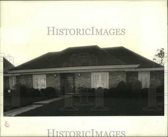 1988 Press Photo Housing - House located at