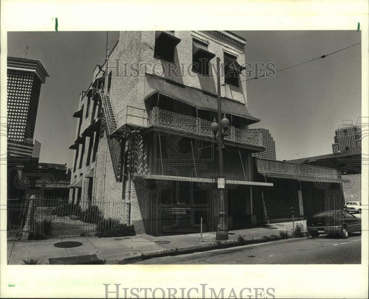 1988 Press Photo Housing - Carondelet Street building to be demolished - Historic Images