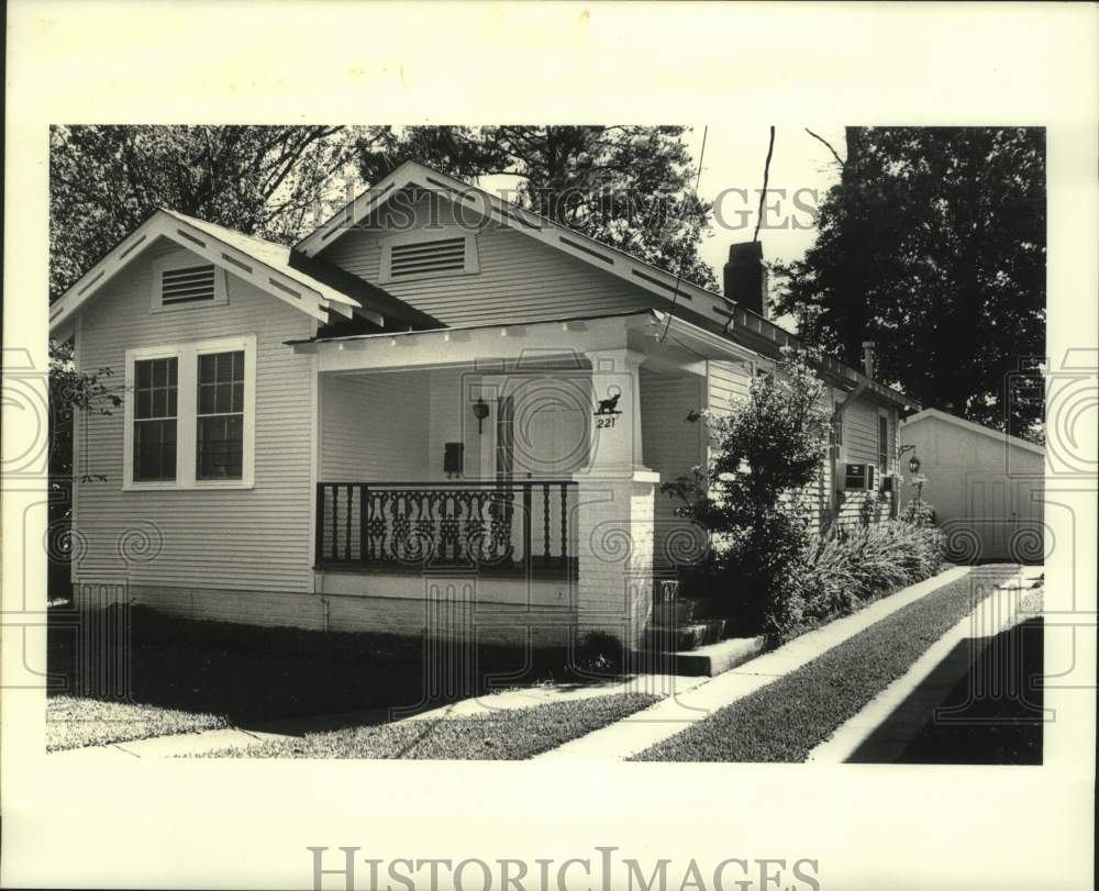 1988 Press Photo Housing - House at 221 Brockenbrough Court in Old Metairie - Historic Images