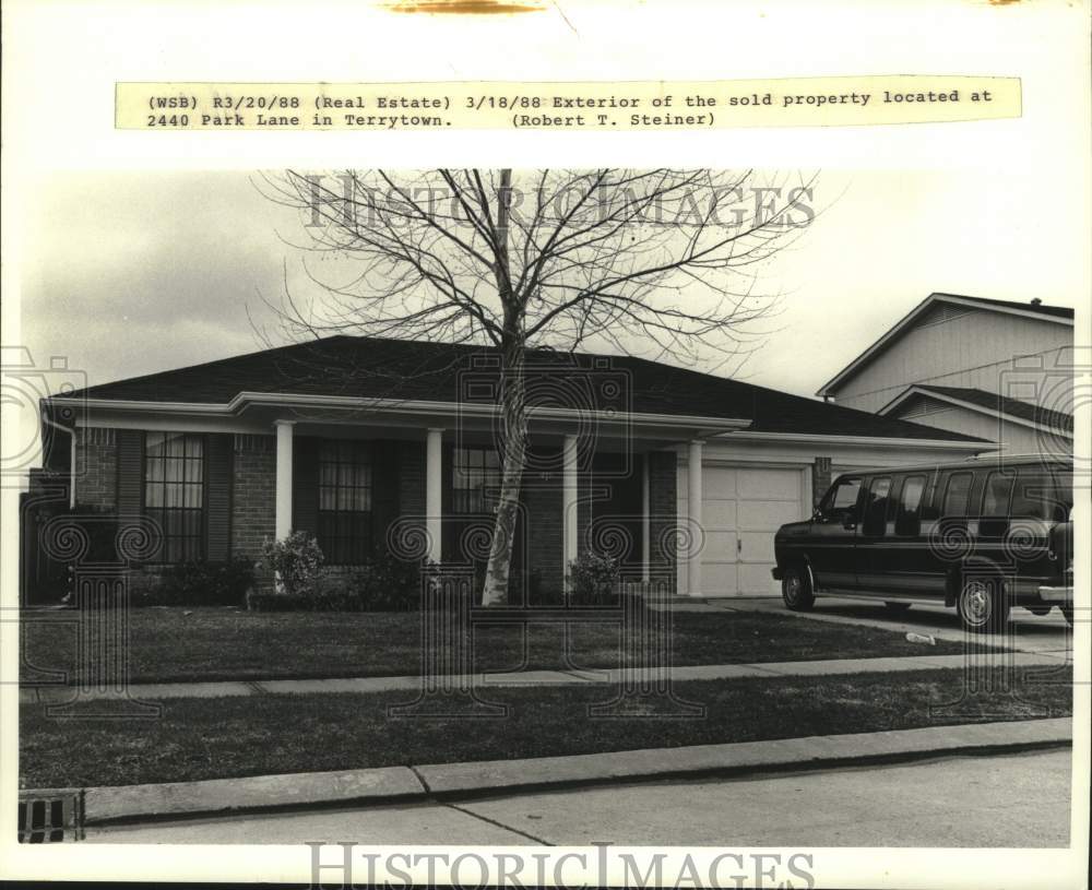 1988 Press Photo Housing - Sold property located at 2440 Park Lane in Terrytown - Historic Images