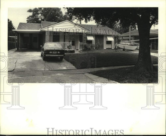 1988 Press Photo Property at 201 Perrin Street - Historic Images