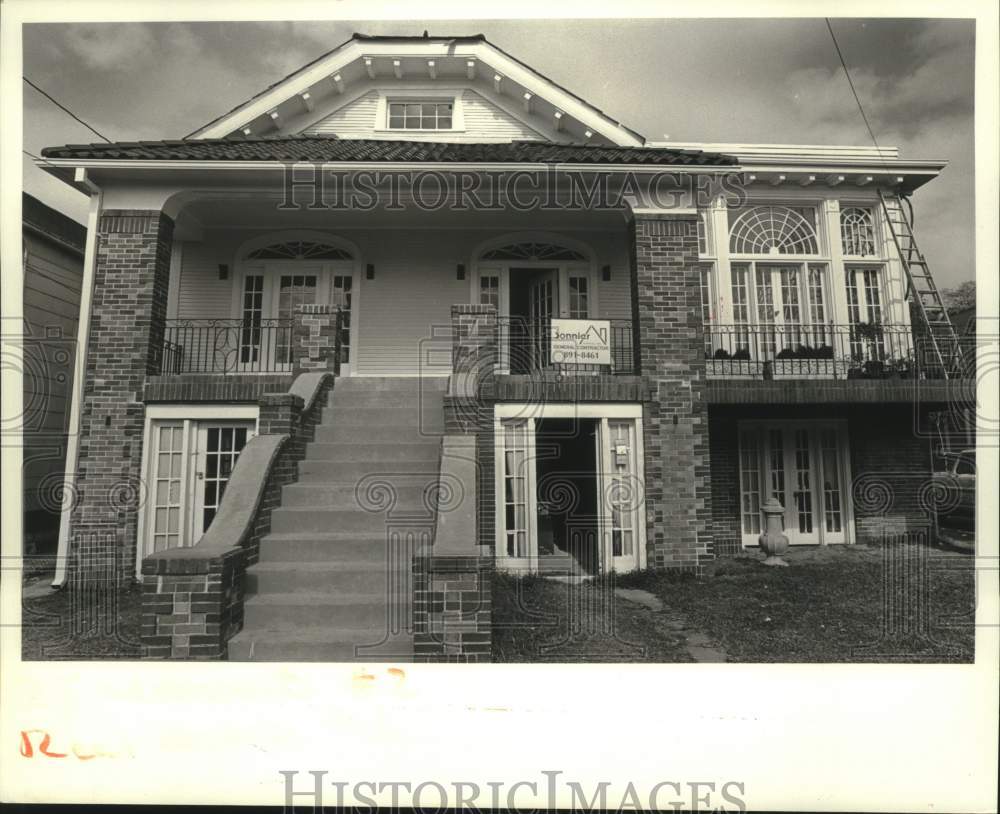 1988 Press Photo Exterior and interior music room, 6041 Constance - Historic Images