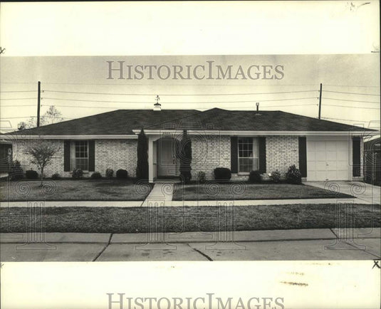 1980 Press Photo Home at 3525 Lake Trail in Metairie sold for $72,500 - Historic Images