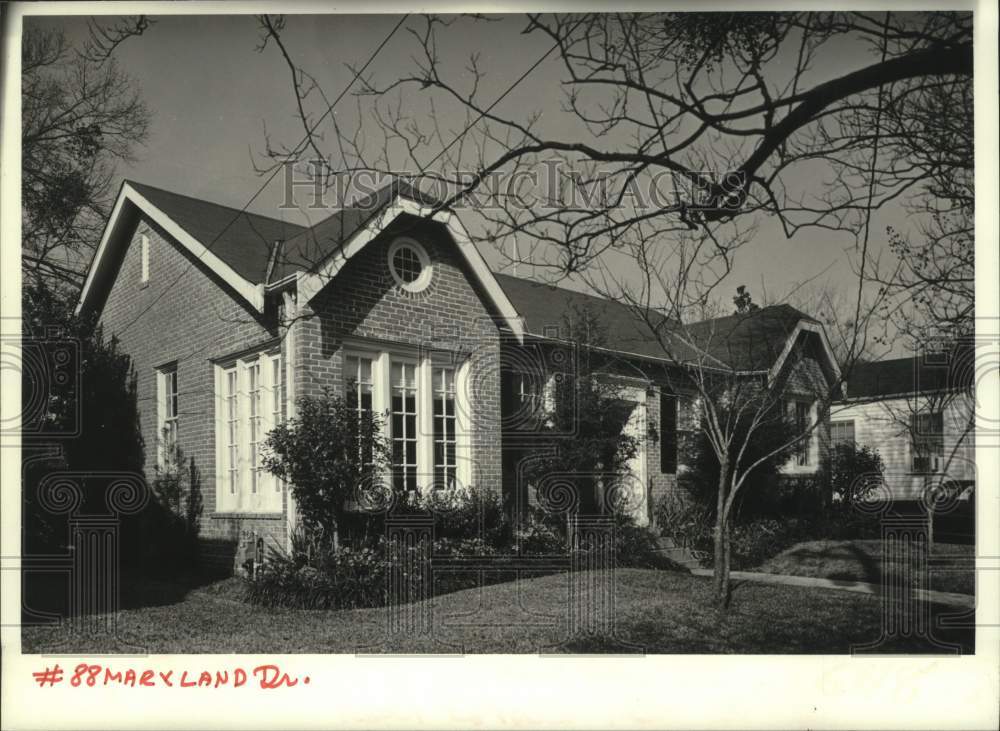 1987 Press Photo House on #88 Maryland Drive - Historic Images