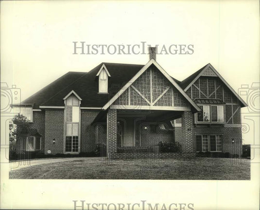 1987 Press Photo Property at 65 Chateau Magdalene, Kenner Chateau Estates - Historic Images
